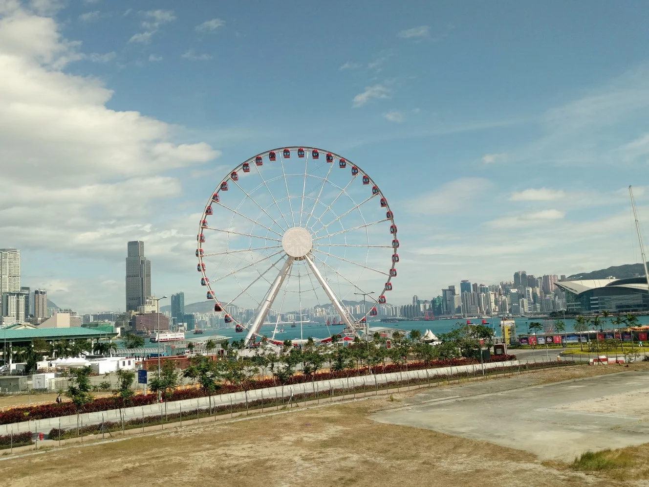 来说下为啥大老远跑香港做无创,代孕服务中心_国内代生微信群