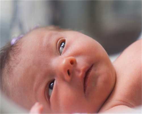 怀孕初期阴道异味是否正常？外阴瘙痒和异味是否会对怀孕产生影响？